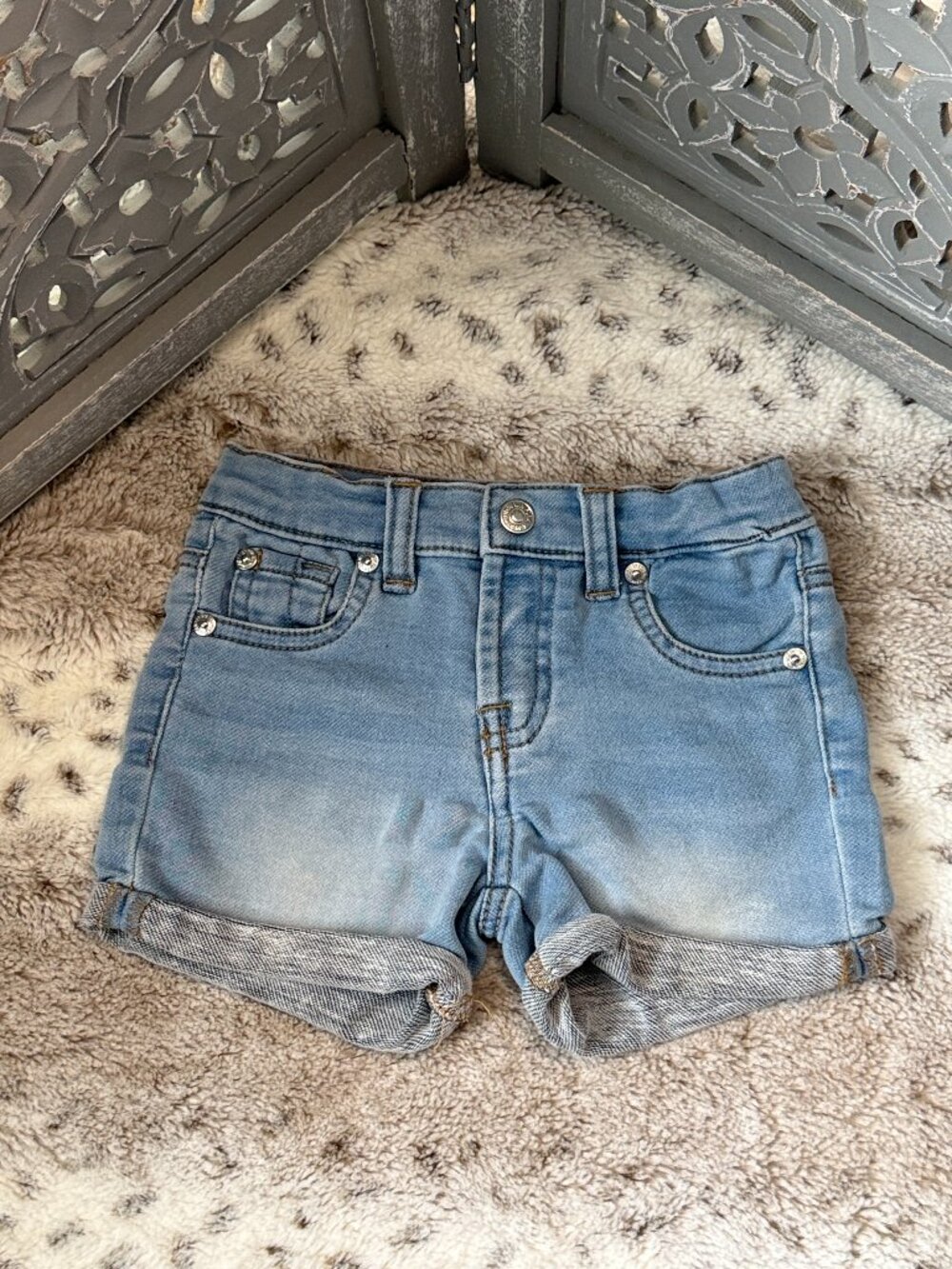 7 For All Mankind jean shorts girls 4T light wash denim summer vacation party